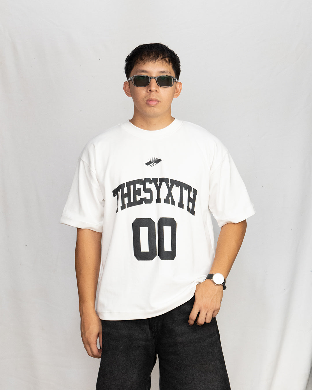 COLLEGE TSHIRT